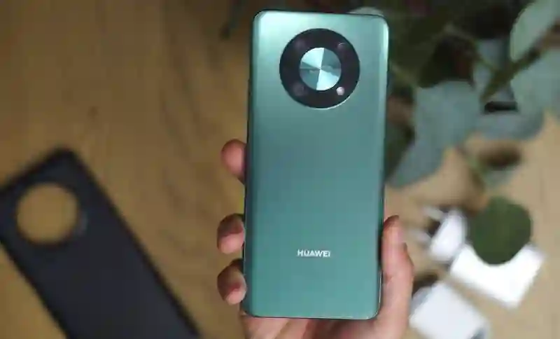 جوال Huawei Nova Y90 